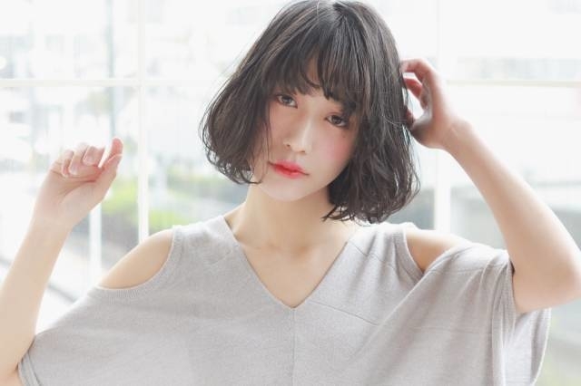 4:アイドルの命、マスカラ