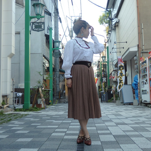 Brown Pleats Skirt