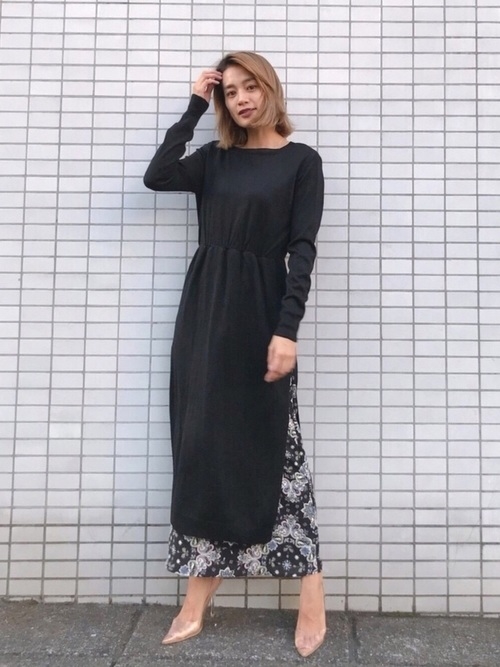 ブラック
