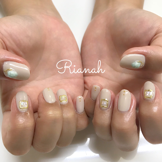 11)ヌーディカラー×ゴールドパーツ