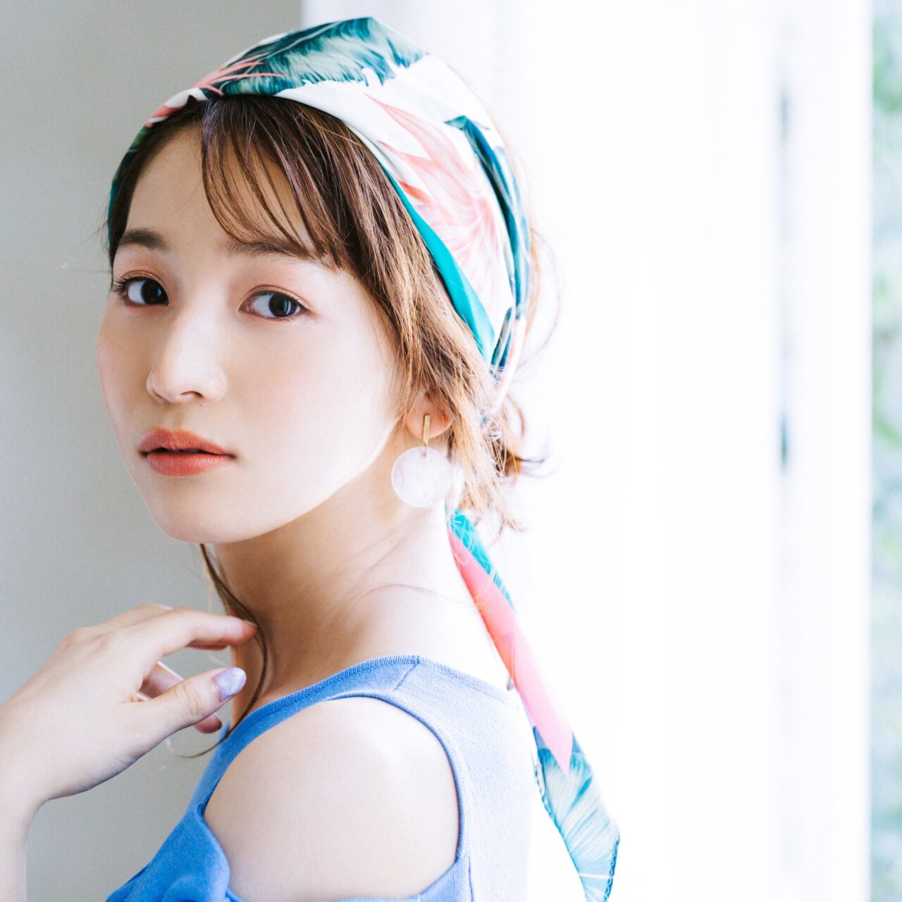 デコ出しngでもトライしたくなる 1アイテムでつくる今っぽ前髪アレンジ Mery