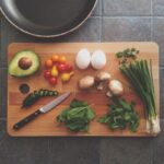 一人暮らしあるあるですよね。使いきれず余りがちなピンチ食材たちの救済レシピ