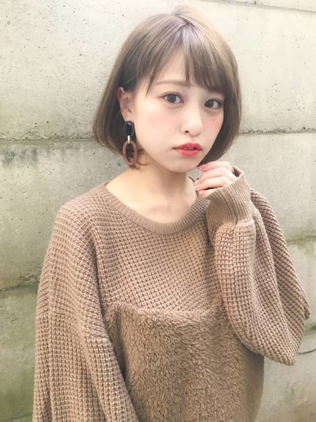 2>>CCクリームで白肌に