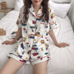 夜型人間をやめたいんです。休み期間の昼夜逆転生活を本気でリセットする指南書