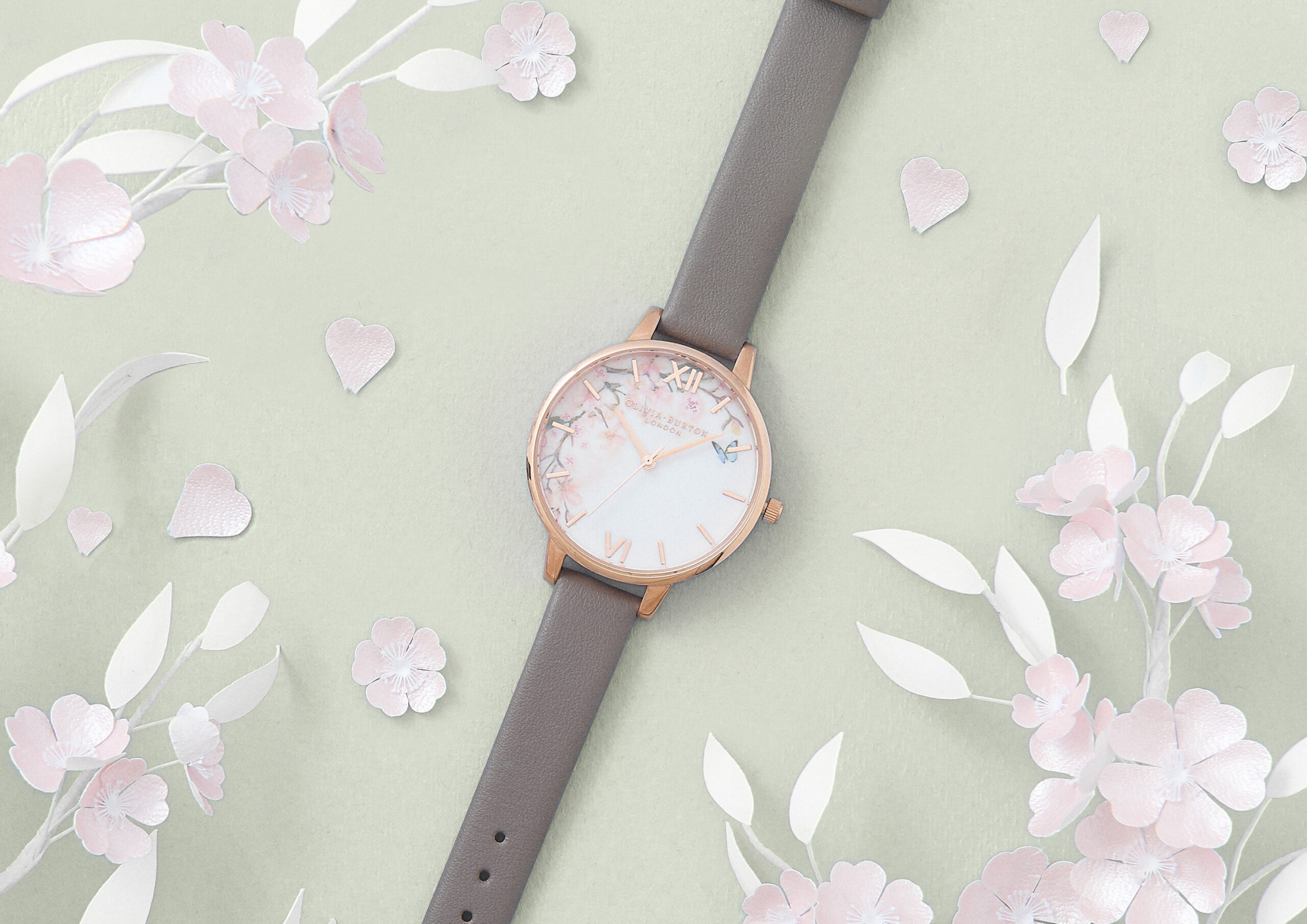 桜モチーフの春らしい腕時計が登場♡