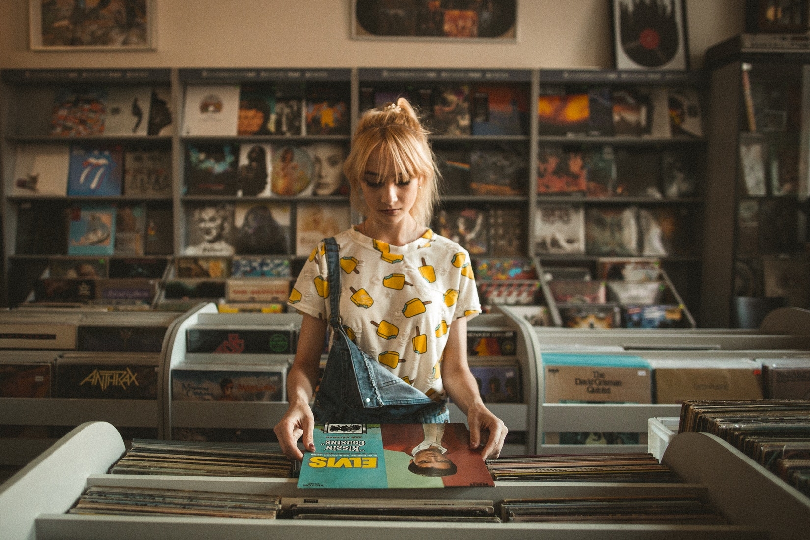 3:レコード屋さんに立ち寄ってみて
