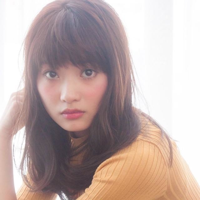 にじまない目元でキレイな印象に