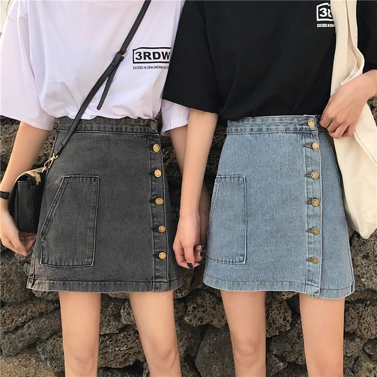 スカートで煌めくSUMMERガール