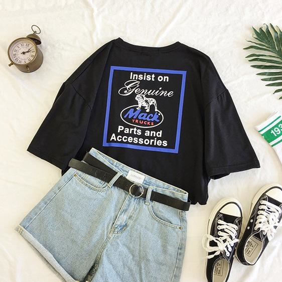 黒Tシャツで年中無休お洒落コーデ♡