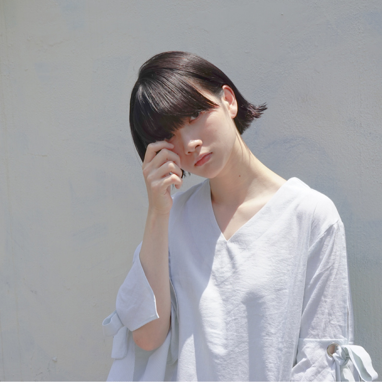 外ハネでシルエットがかわいいショート