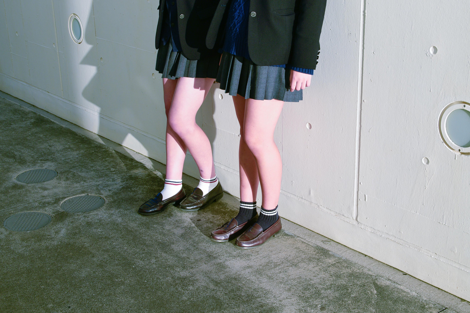 『思春期ニキビ』の原因は過剰な皮脂分泌?