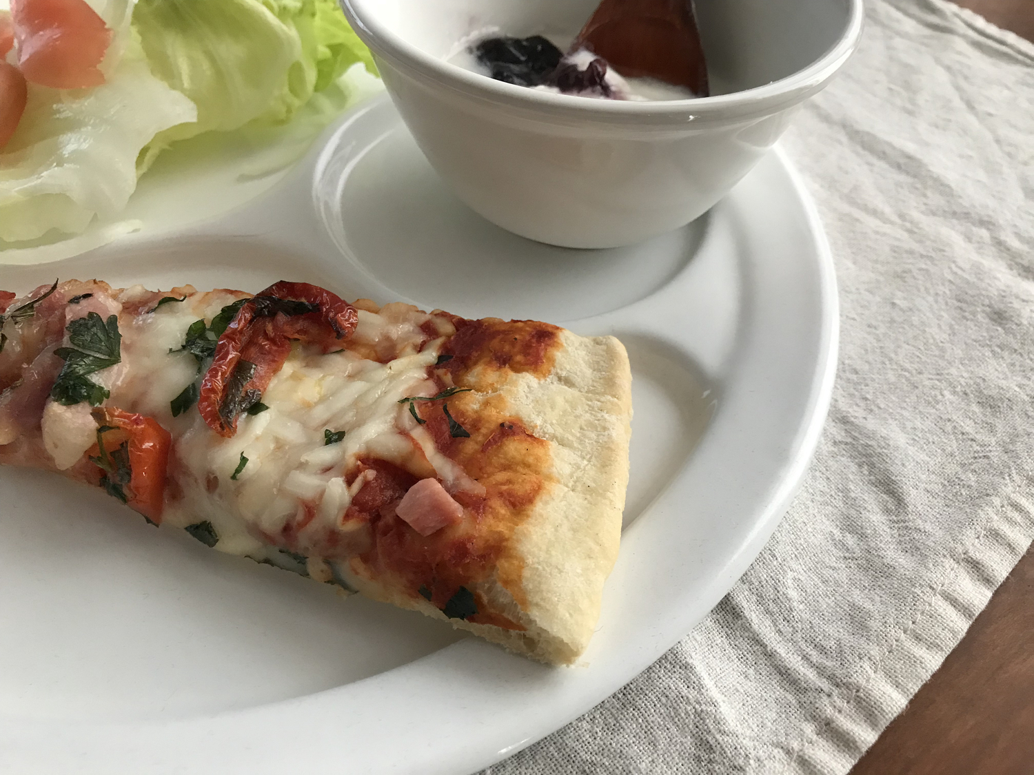 フードコート:300円or1580円