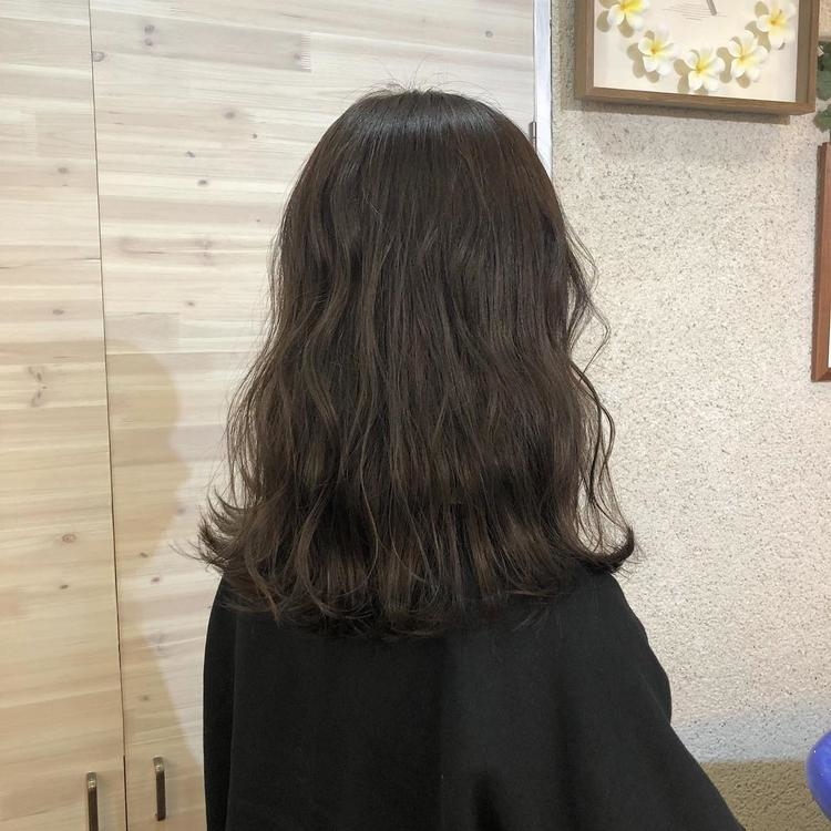 アッシュグレー