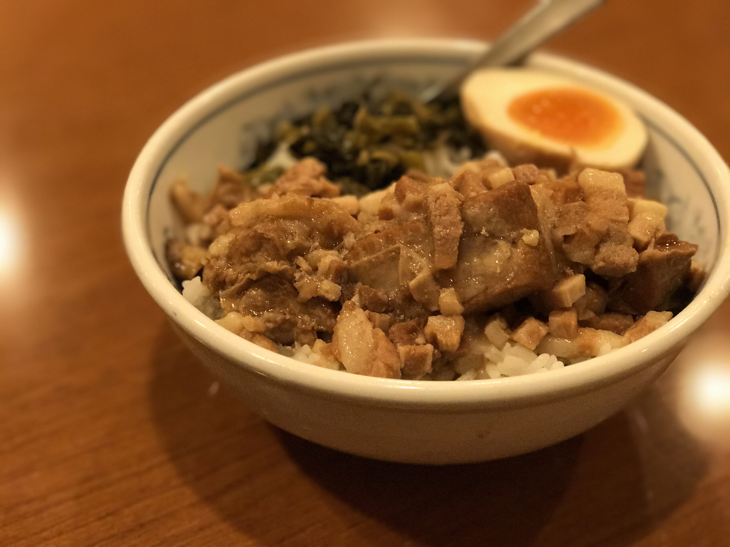そもそも魯肉飯って?