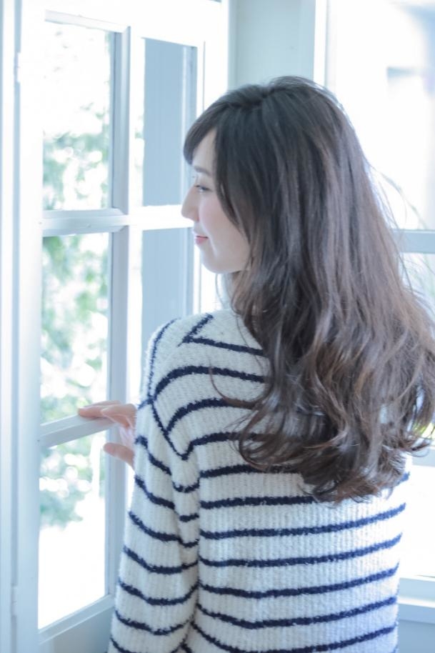 おすすめ:ダークトーンのアッシュグレーでナチュラルに
