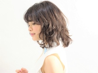 甘めミディアムで愛されヘア