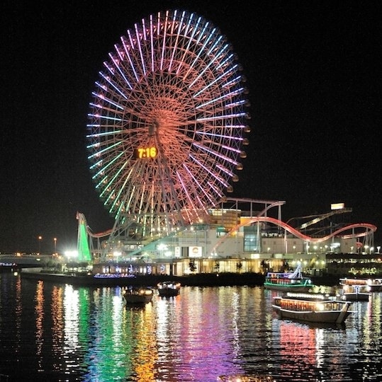 夜景や眺めの綺麗な場所でロマンティックに