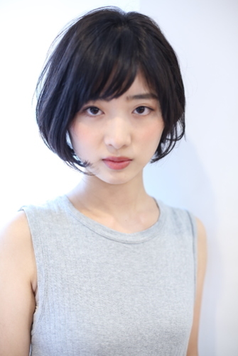 グレーとは