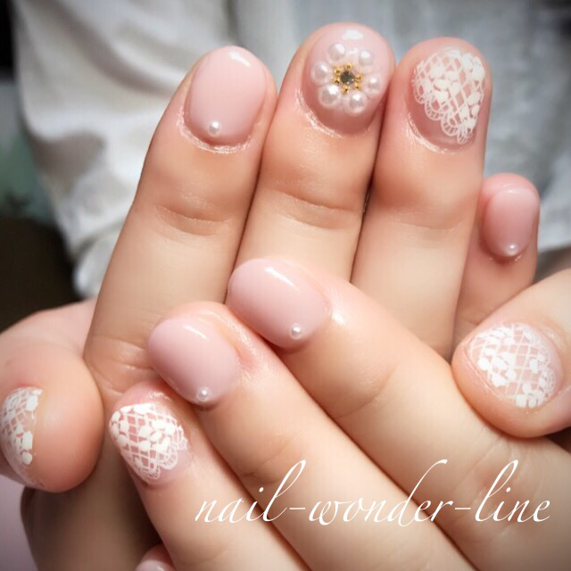 パールのお花とレースでナチュラルに