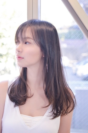 アッシュブルージュのワンカールストレート