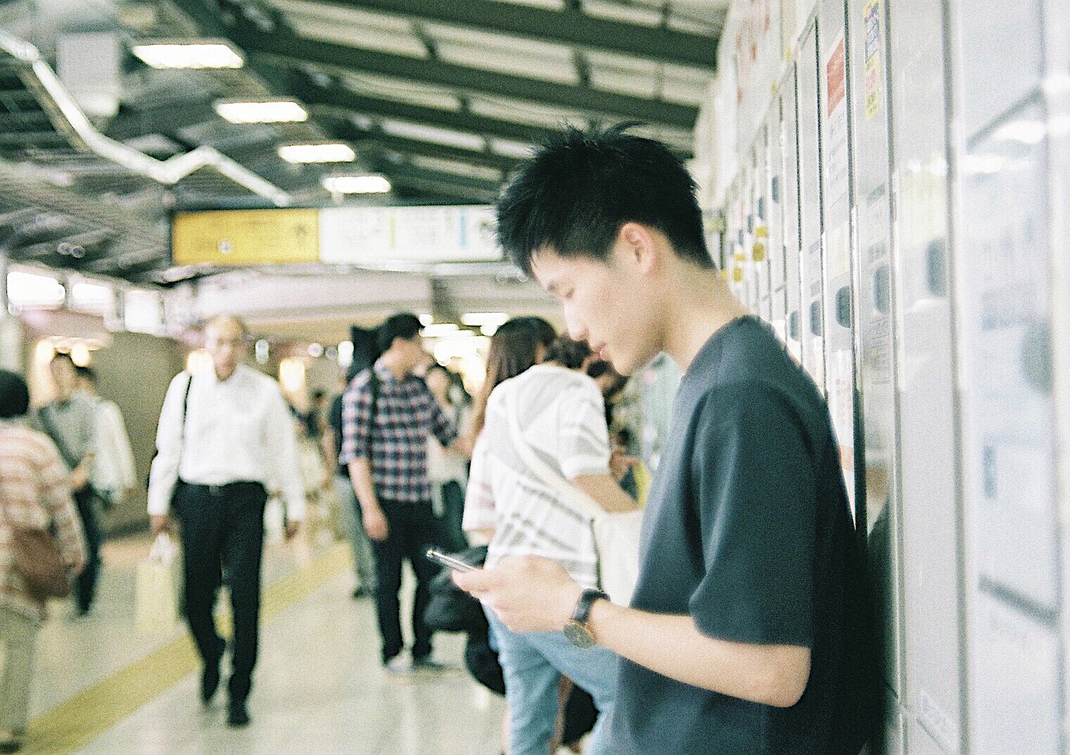 会う時は、人目の多い場所で昼間がベスト