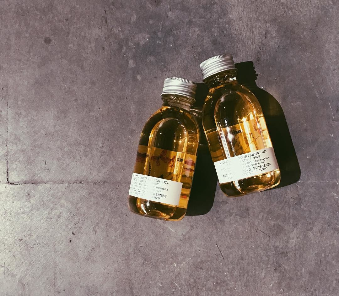 ＿＿ davines