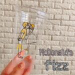 空になったらカップを透かして。マックフィズ片手に考える夏の高校生デートプラン