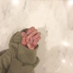 痛〜い「ささくれ」。気づけばイジってる手遊びガールを卒業して、指先美容始めましょ