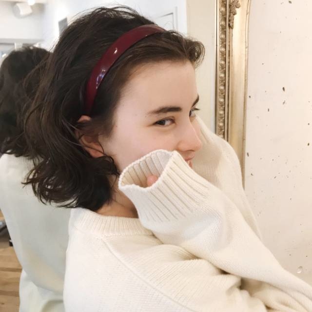 ヘアアレンジ|カチューシャですっきり見せ