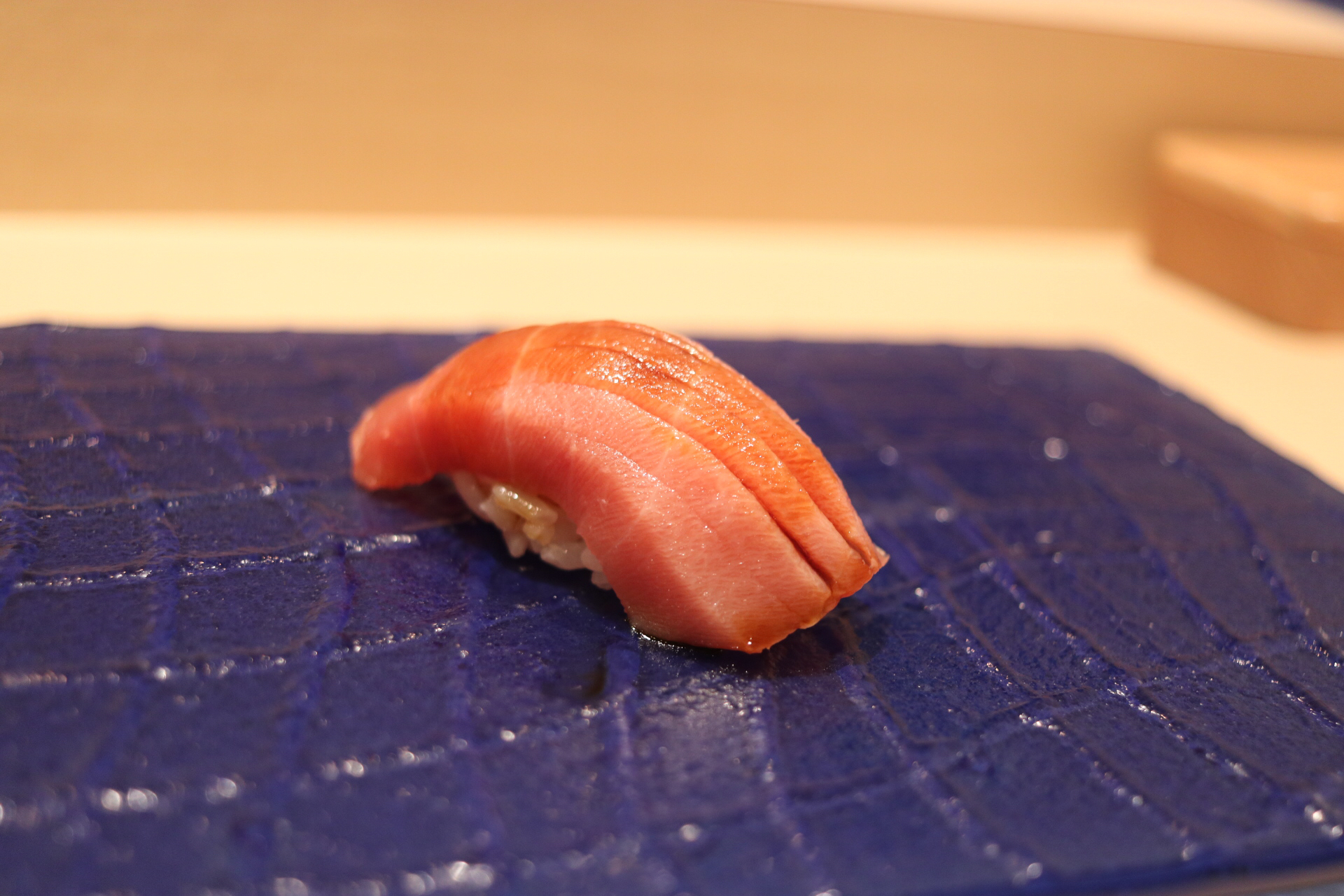 『鮨處 はる駒 』のカウンター寿司