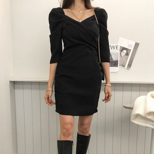 色っぽさUP→カシュクールネック