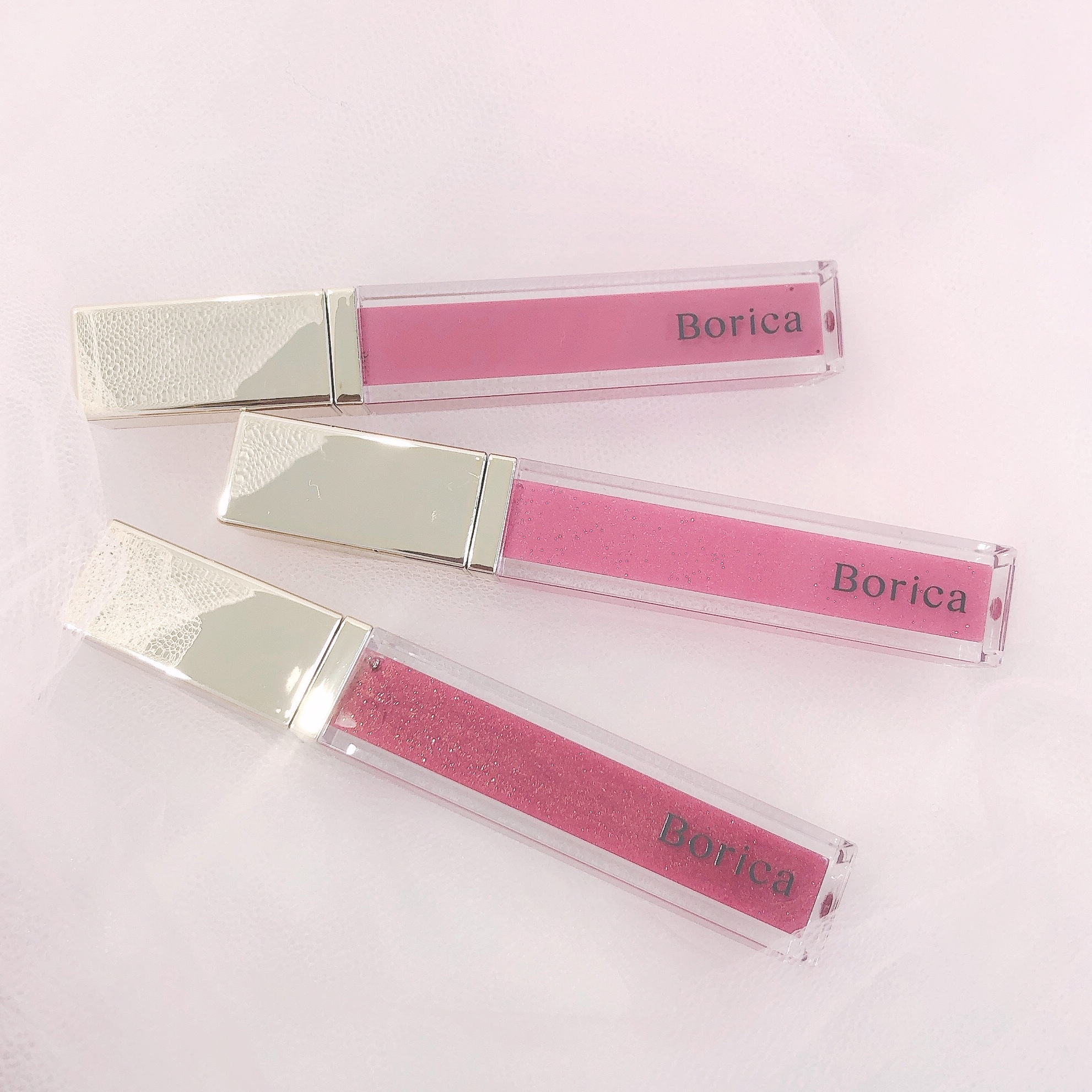 リッププランパーは桜をイメージした3色のピンク