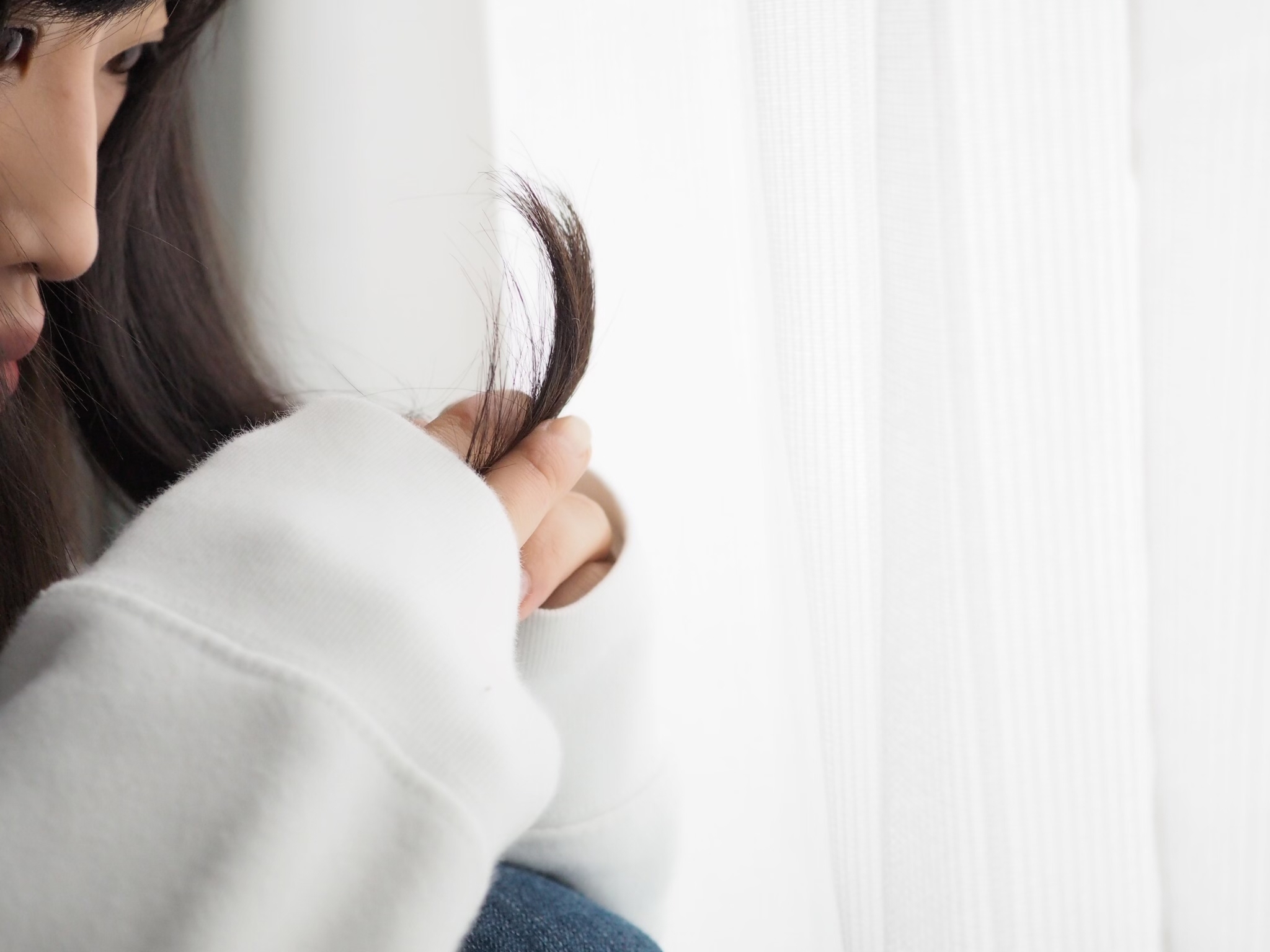Attention|枝毛を裂くのだけは絶対ダメ