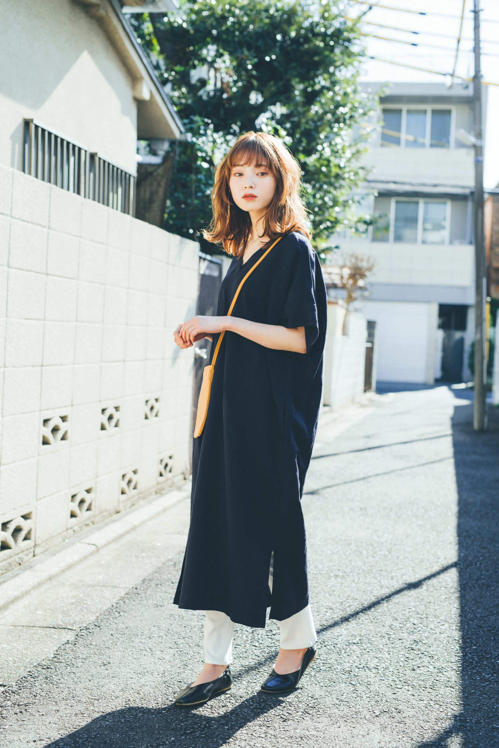 シンプルなワンピで大人っぽコーデに挑戦