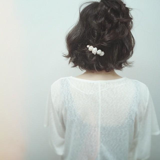 いつものヘアアレンジにプラスして