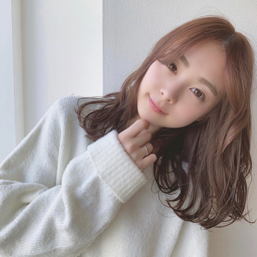 春におすすめ 少しのイメージチェンジで気分も上がるヘアカラー ヘアカット Mery