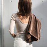振り向く前に視線を奪っちゃうぞ。後ろ姿から魅了するお洋服の選び方をlecture