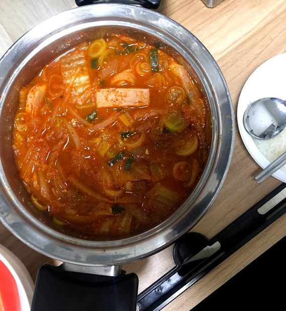 ①부대찌개(プデチゲ)