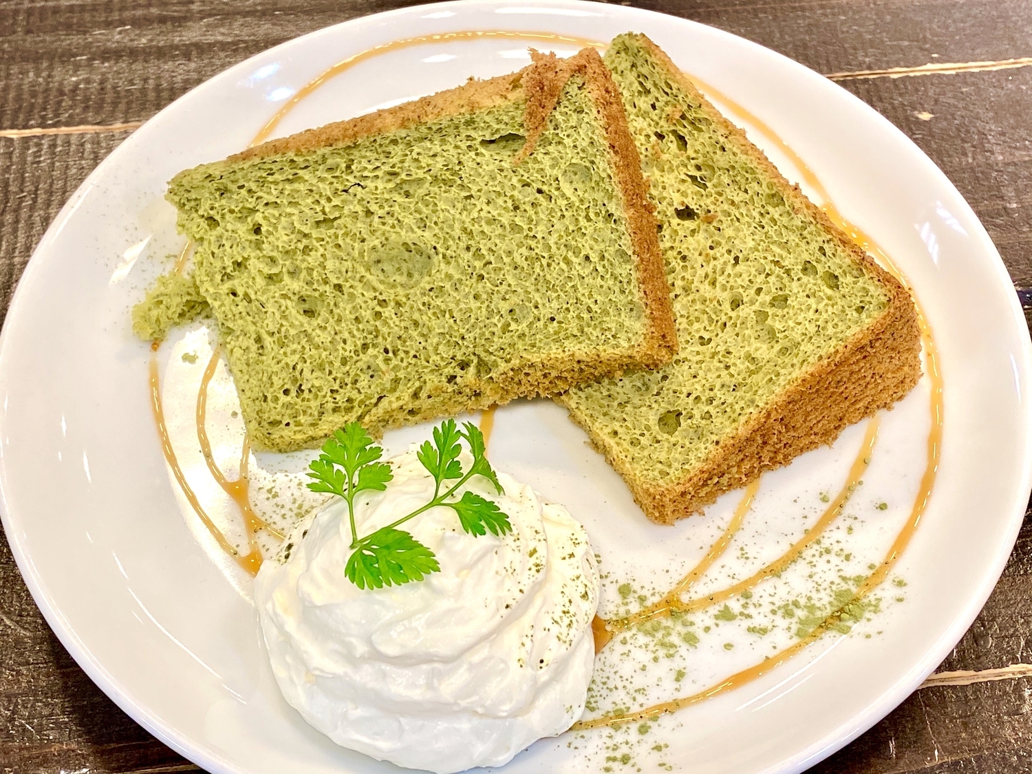 抹茶シフォンケーキ