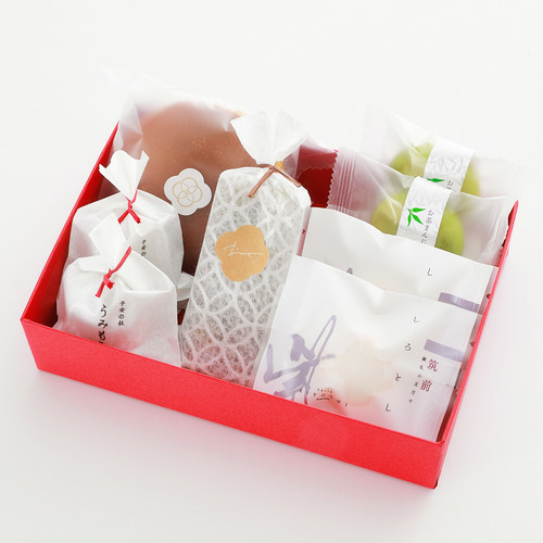 職人が手作りする「和菓子の詰め合わせ」