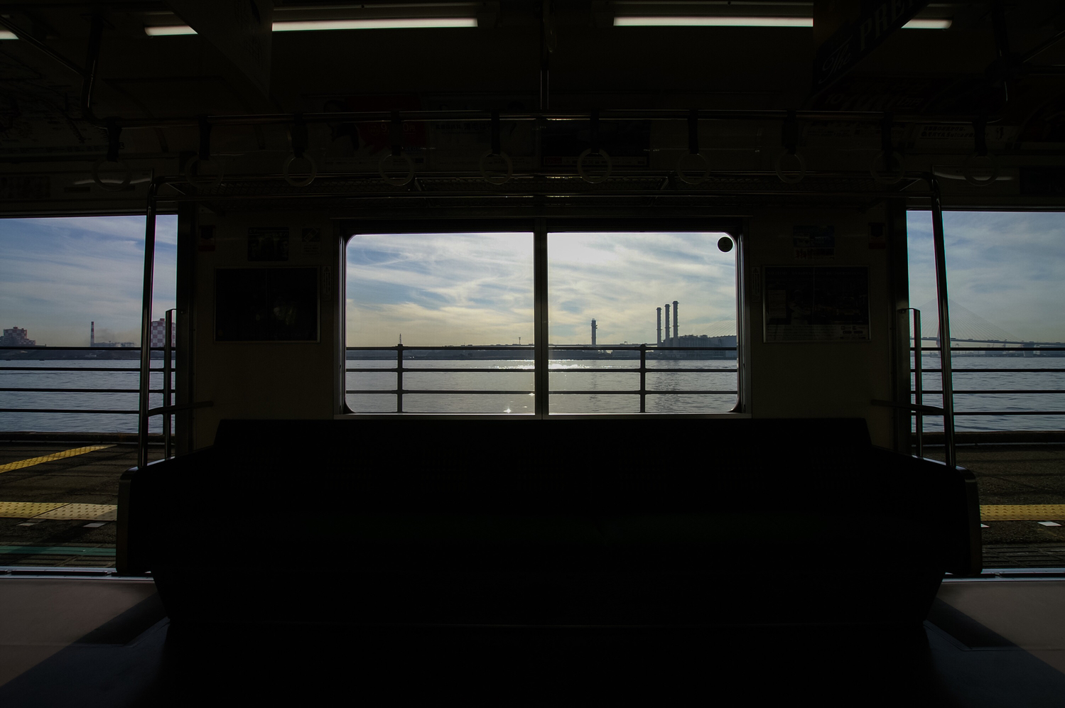 1:海の見える駅まで行く