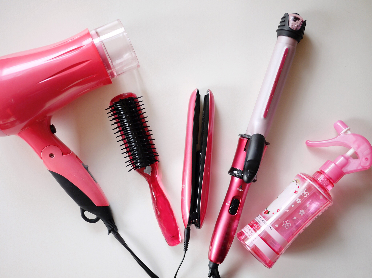 マスクをつける前提のヘアスタイルを決めてみて