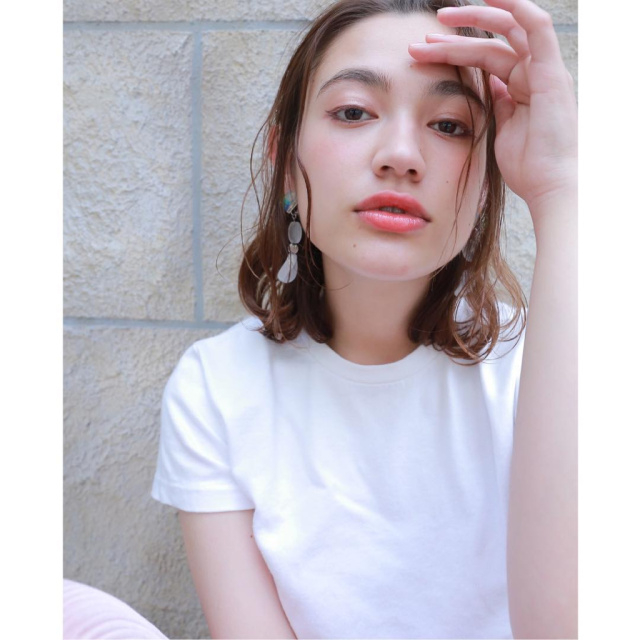 思わず見惚れてしまうほどのセクシーな唇
