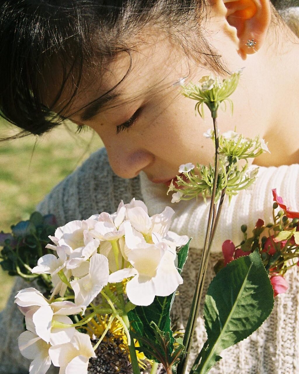 花束と女性