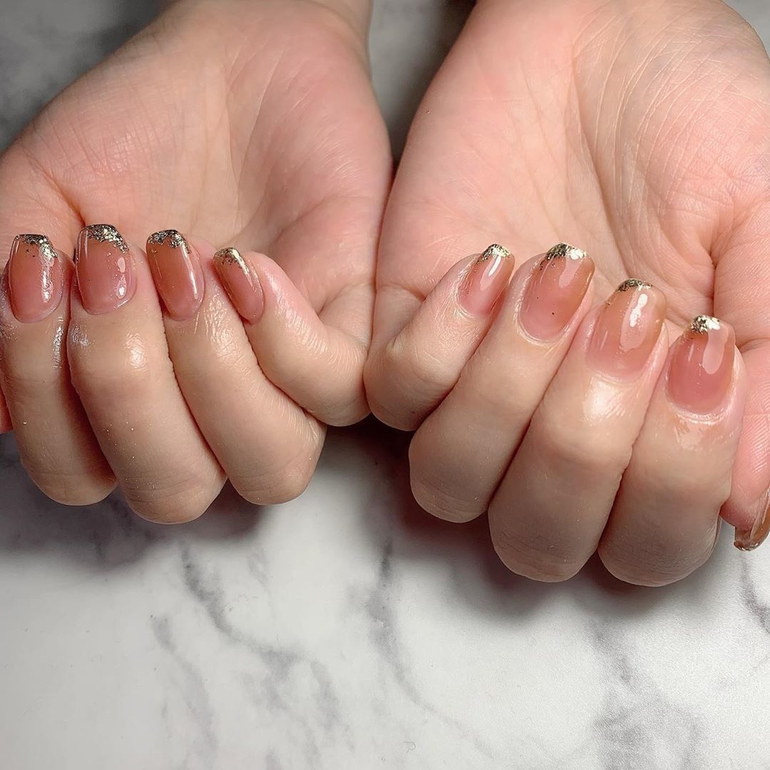 おフェロな色っぽネイルに 内側に秘める色気を表現するネイルデザイン集 Mery