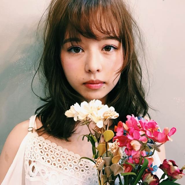 伸ばす過程のスタイルも楽しんでいきましょう