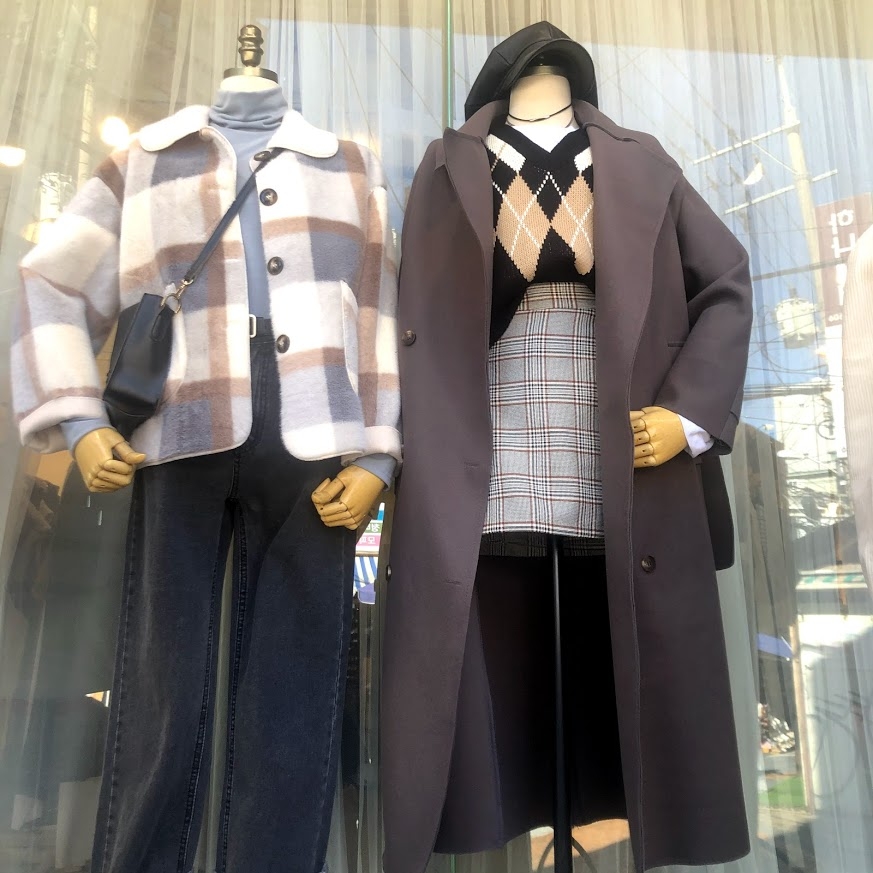 レトロな雰囲気のハンドメイドコート