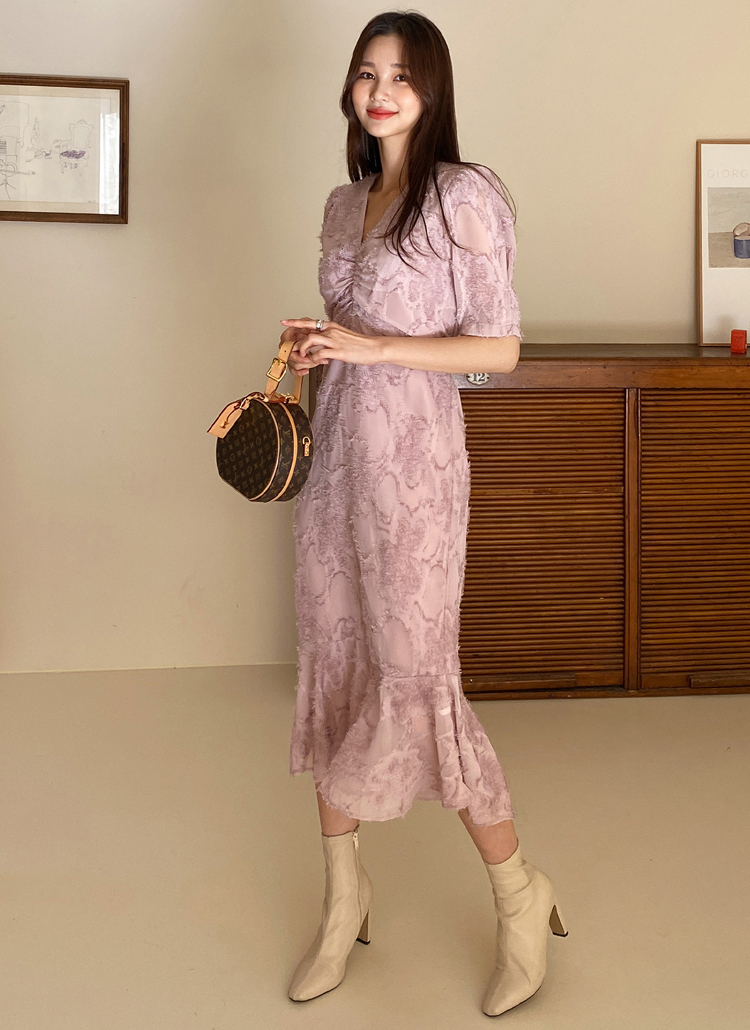 美人なあの子は、今何してる？