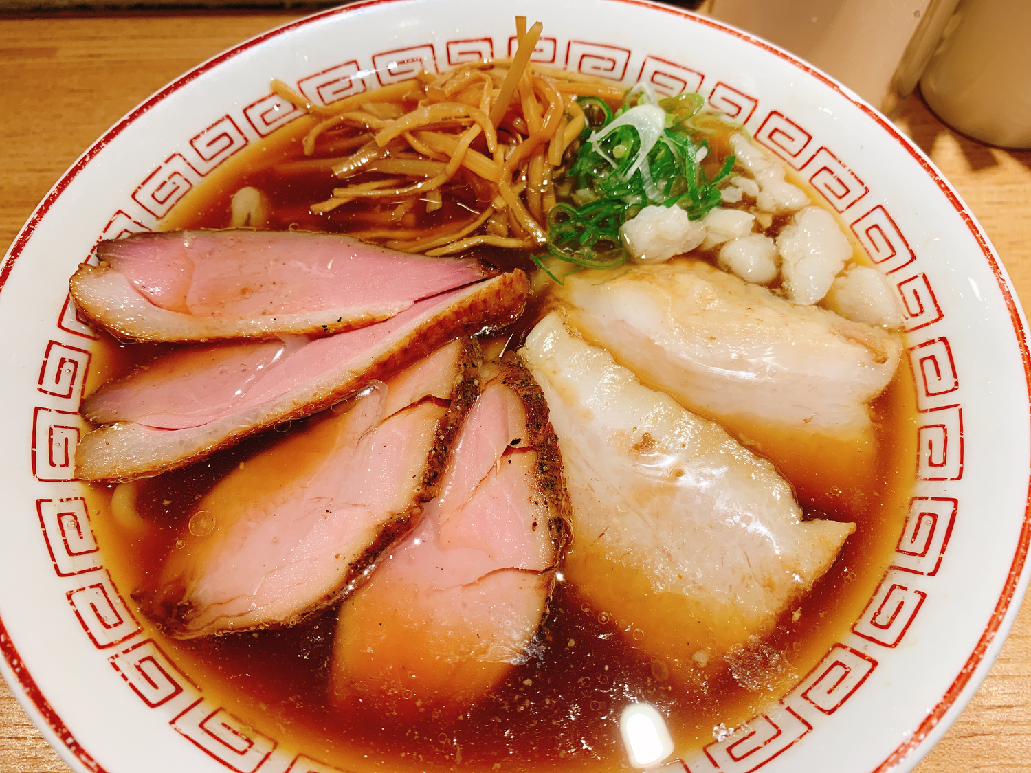 「#ラーメン女子」なら行くべし