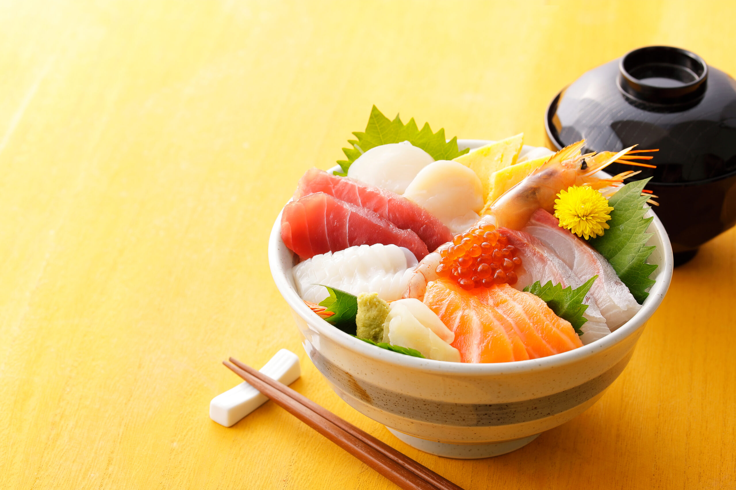 ちょっと贅沢に海鮮丼